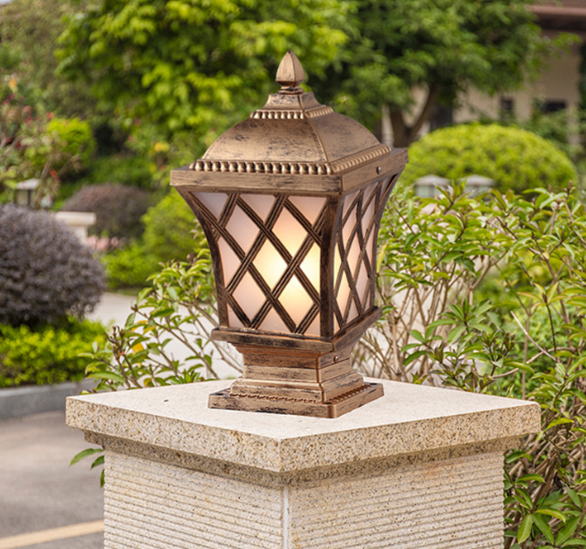 Cẩm nang những vấn đề nên biết về mẫu đèn trụ cổng sân vườn