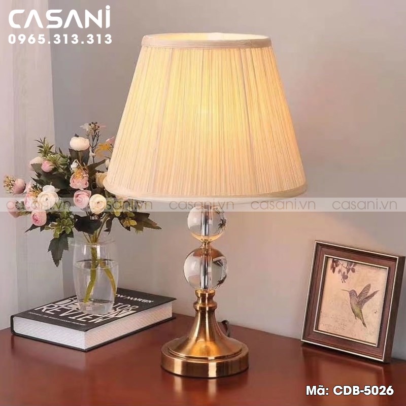 Đặc điểm nổi bật của đèn bàn trang trí Casani